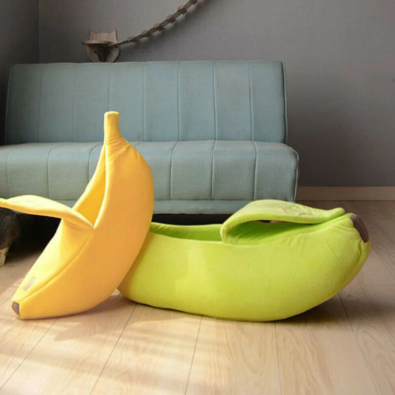 Banana Cat/Dog Bed HousePawsyTrailPet SuppliesBanana Cat/Dog Bed HouseSize:

M-55x20x15cm / 21.6x7.9x6in
 L-65X25X18cm / 25.5x9.8x7in
XL-88X30X20cm / 34.6x1.8x7.8in